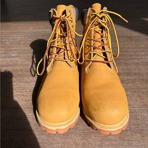 Timberland Yellow Lace-Up Women's Boots